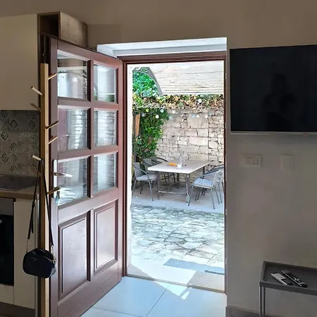 Old Town Stone House *