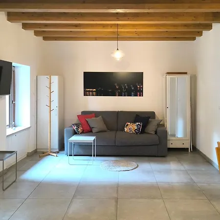 Old Town Stone House * Pula