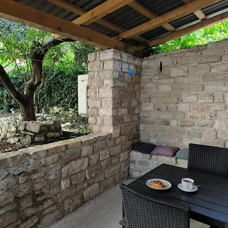 Tatil Evi Old Town Stone House Pula