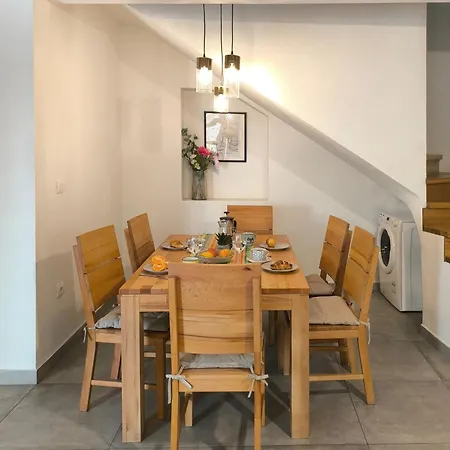 Old Town Stone House Tatil Evi *