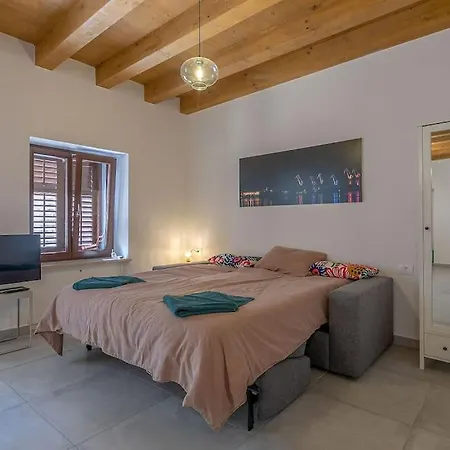 Old Town Stone House Holiday home *