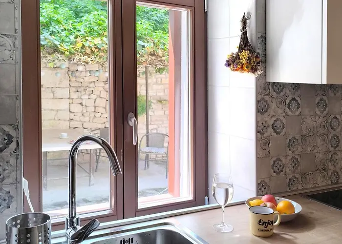 펜션 Old Town Stone House *